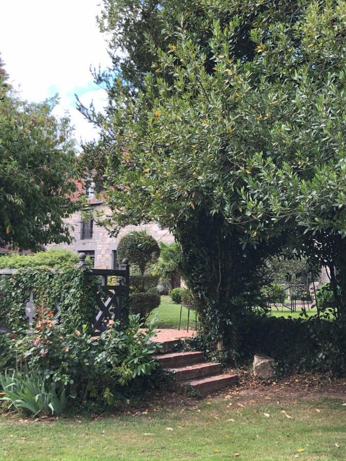 Manoir De La Prise Tarot Bed & Breakfast Bagnoles de l'Orne Normandie ภายนอก รูปภาพ