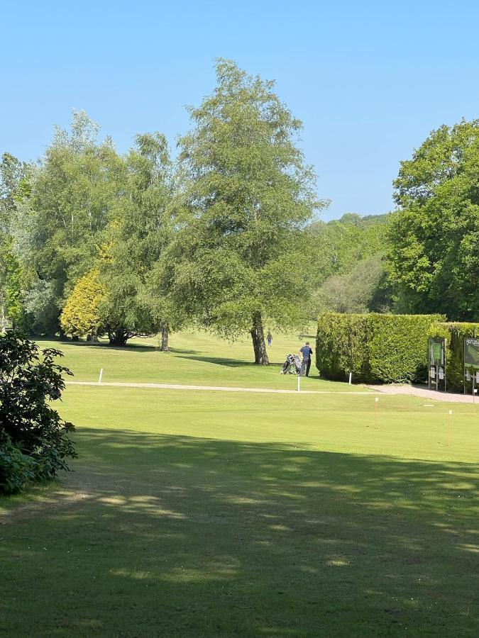 Manoir De La Prise Tarot Bed & Breakfast Bagnoles de l'Orne Normandie ภายนอก รูปภาพ
